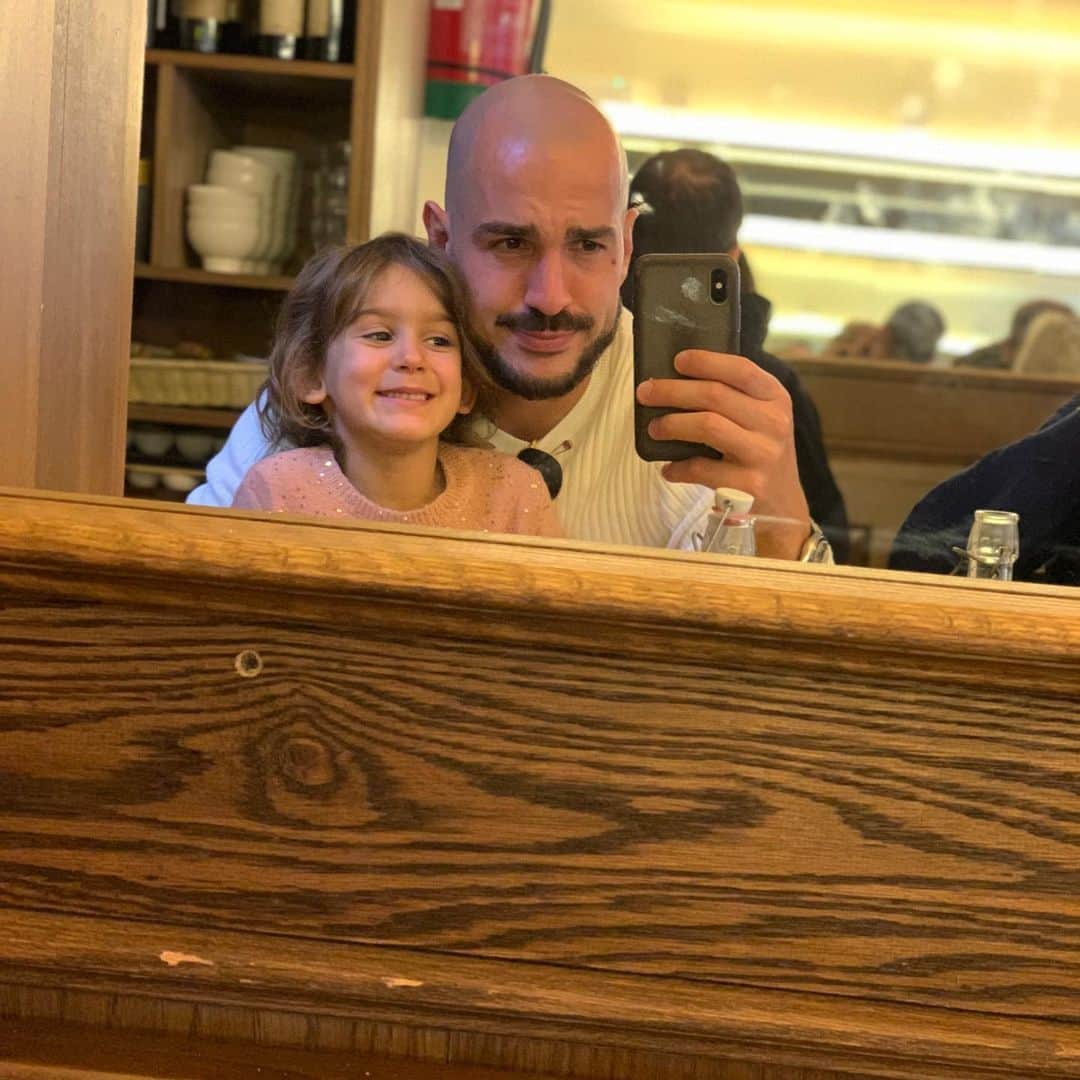 リッカルド・サポナーラのインスタグラム：「🦋」