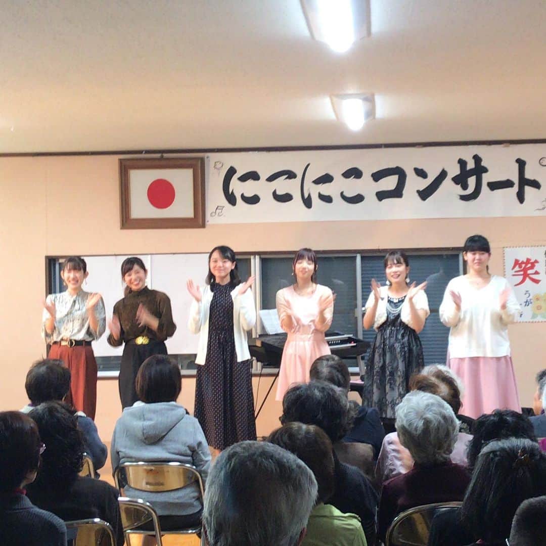 福岡女子短期大学さんのインスタグラム写真 - (福岡女子短期大学Instagram)「@音楽科 11月9日(土)に太宰府市東ヶ丘公民館で行われた東ヶ丘区音楽祭に音楽科電子オルガン専修学生の6名が参加し地域交流コンサートを行いました。  学生達は楽しんで頂けるようにバラエティー豊かに選曲したプログラムを披露。当日は80名近くの方がお越しになり、午後のひと時を音楽で楽しまれていました。 . #福岡女子短期大学 #福女短 #福岡 #女子短 #音楽科 #福岡女子短期大学音楽科 #音楽好きな人と繋がりたい #コンサート #演奏会 #音楽人 #音楽家 #イベント #福岡イベント #電子オルガン #エレクトーン #地域交流 ========[ 資料請求 ]======== ． 福岡女子短期大学の資料請求（大学案内・入試要項など）を無料送付中です。お気軽に申し込みください。 . 子ども学科/健康栄養学科 音楽科/文化教養学科 ． 福岡女子短期大学 住所：福岡県太宰府市五条四丁目16番1号 tel：092-922-4034（代表） 092-922-1491（入試広報課） . ==== ========== ======」11月10日 21時45分 - fukuoka_wjc