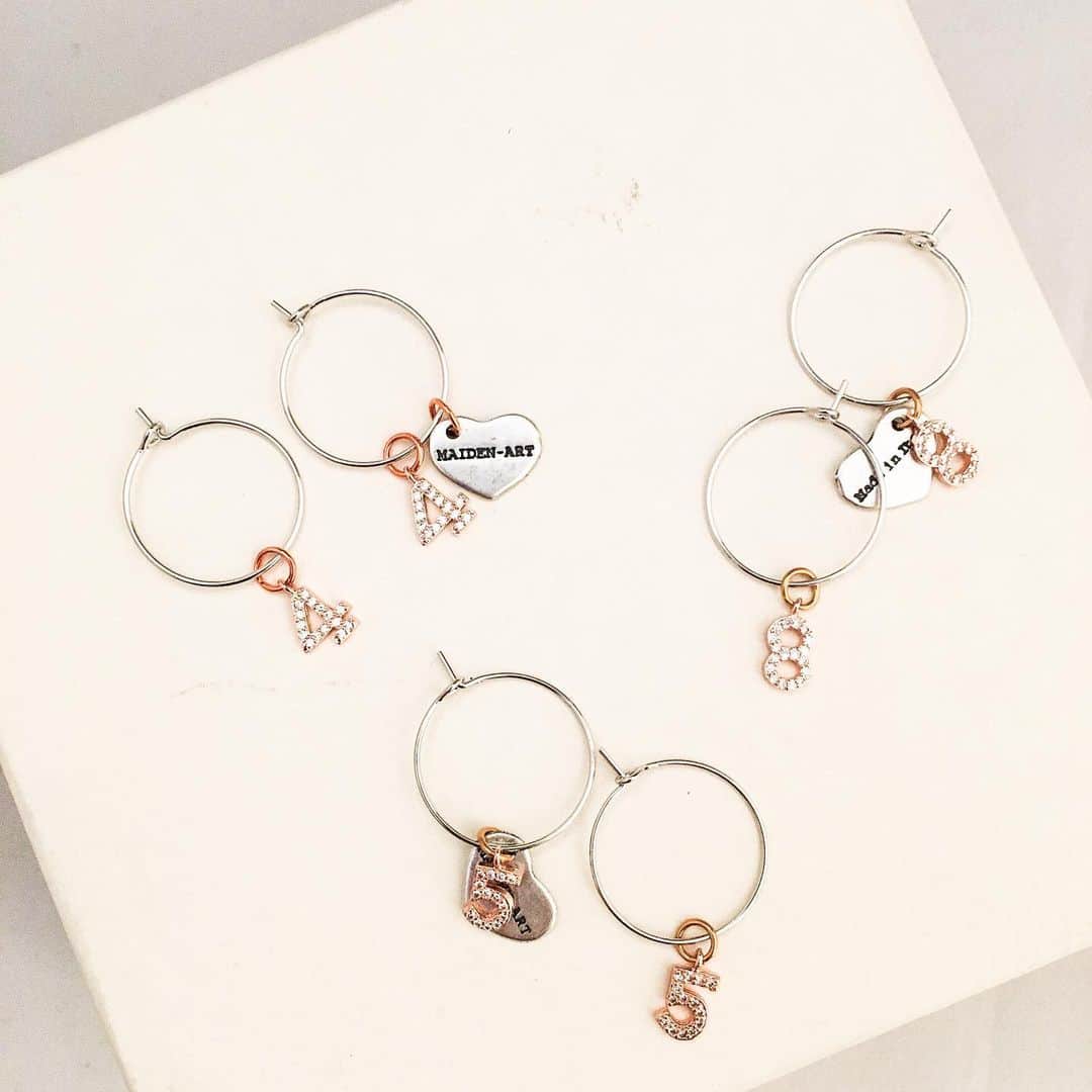 メイデンアートのインスタグラム：「Numbers Hoop earrings 😻 Available online link in bio 💎 . . . . . #maidenart #cransmontanaabsolutely #cransmontana #earrings #hoopearrings #hoopearings #hoopsearrings #bohostyle #bohochic #bohorock #bohowedding #boho #bohooutfit #bohobride #bohoinspired #style #styleinspiration #styleblogger #stylist #styliste #fashion」