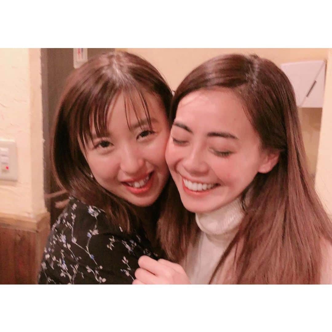 廣瀬麻伊のインスタグラム：「私の青春popteen💐  我武者羅に みんなでがんばって 辛くてもなぜか楽しくって、 朝5時から夜中まで 一つのものを一緒に 作りあげてきた仲間って、 なんか 言葉にあらわせない 目に見えない絆を感じた🥺💓 それぞれ素敵な大人になってて 何よりみんなが笑顔で幸せそうで 私も幸せでしたっ💓涙  いつも有難うございます🥺💐 みんな、こころからおめでとうございます！ 幸せになってくださぃ💓💓 出逢えてよかったぁぁぁー。 わたし..ちょぴーっとよっぱらぃでしゅ。」