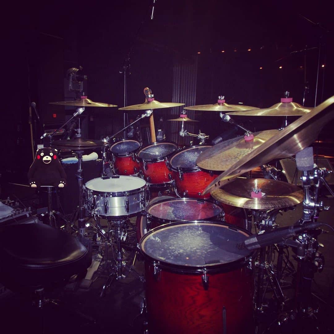 坂東慧のインスタグラム：「T-SQUAREライブ、今日は熊本Be-9です！#tsquare  #yamahadrums #zildjiancymbals #zildjiansticks #aspr #westone #cympad #kumamon」