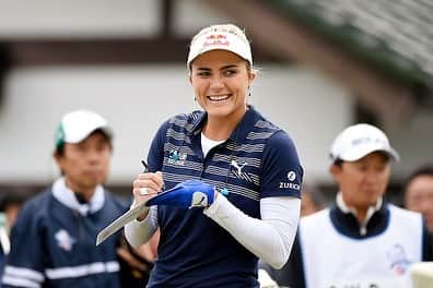 レクシー・トンプソンさんのインスタグラム写真 - (レクシー・トンプソンInstagram)「Well first week back from a bit of a break, lot of positives to take from the week with my ball striking. Going to go home and continue to work hard for the week! Thanks to all the sponsors, volunteers and fans this week in Japan for making this week always a great one at the Toto Japan Classic 😊 #t24 #homebound」11月10日 16時32分 - lexi