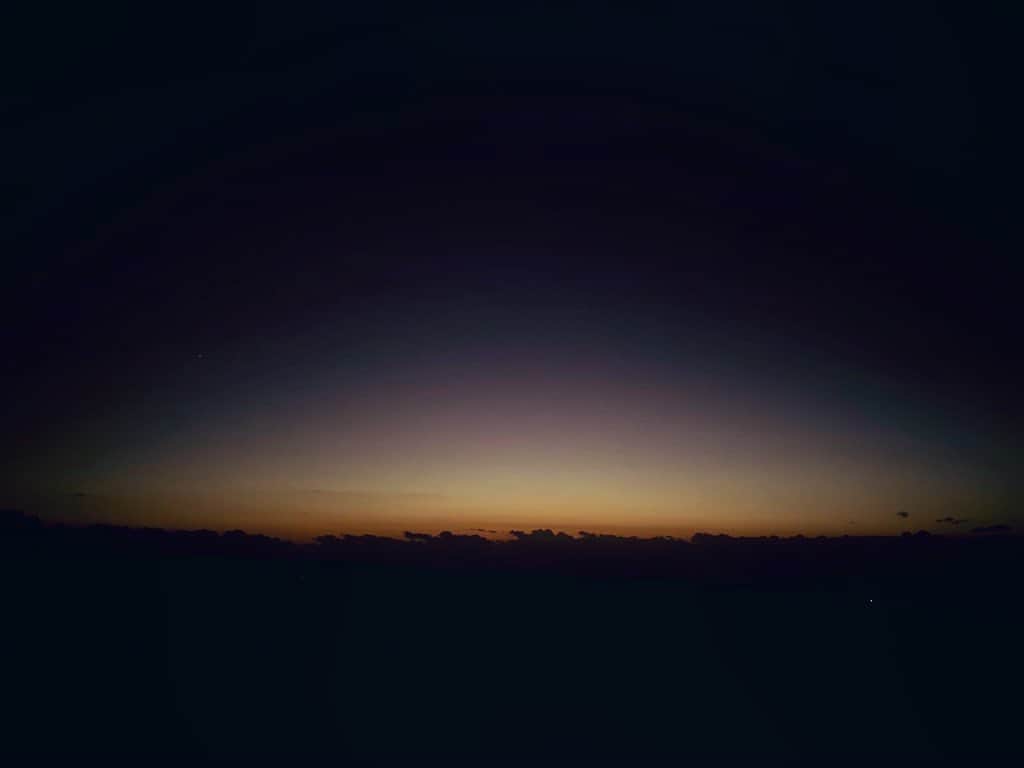 ヒロトさんのインスタグラム写真 - (ヒロトInstagram)「昼と夜の間の'間'が好き‼︎ DAY&NIGHT. #gradation #昼 #夜 #間 #DAY #AND #NIGHT」11月10日 17時08分 - hiroto_a9