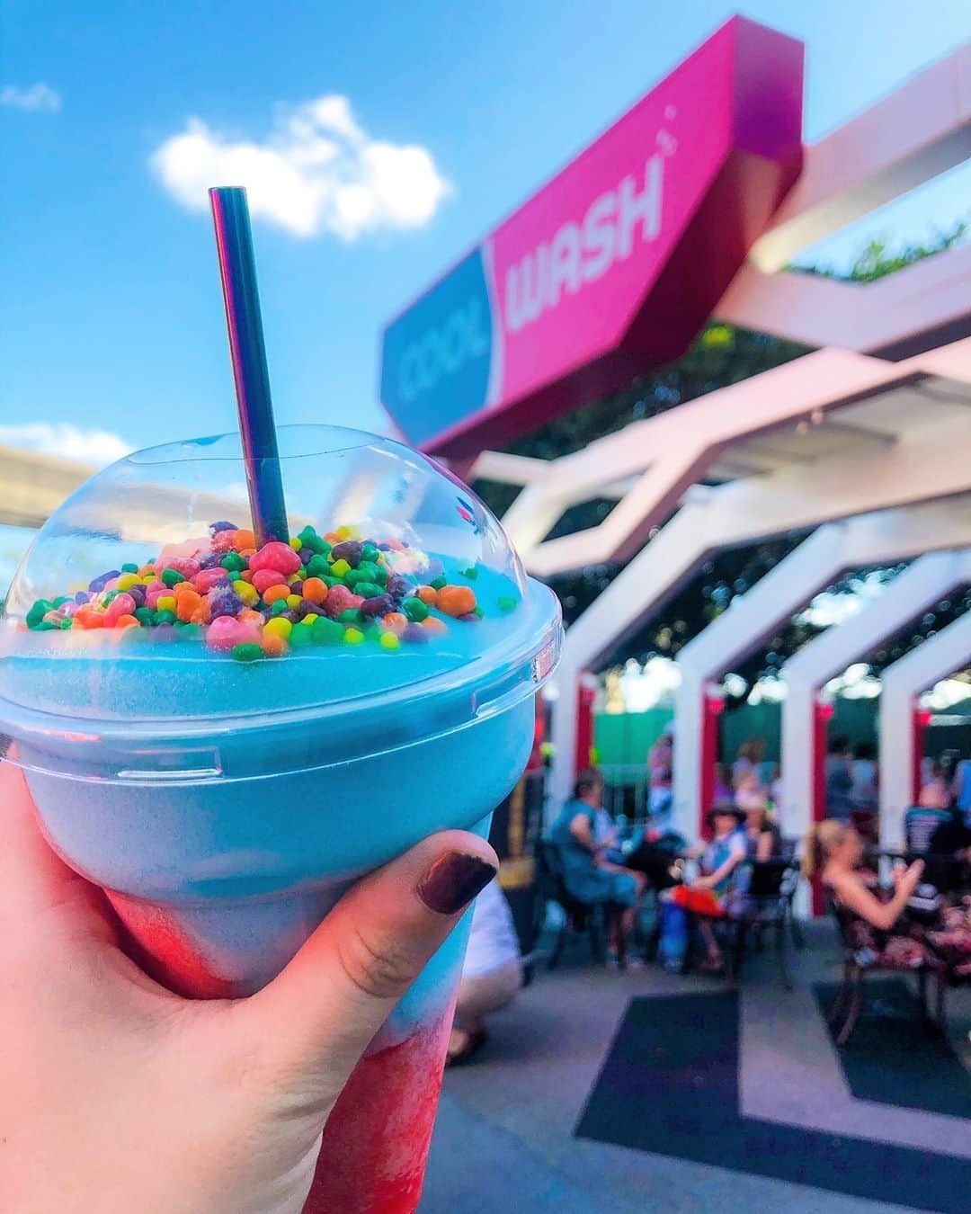 Walt Disney Worldのインスタグラム：「The only thing sweeter than a Sunday morning is a slushy! What flavor would you choose? 👇😋🍬 #TasteEpcot #WaltDisneyWorld (📷: @livvybirdlife)」
