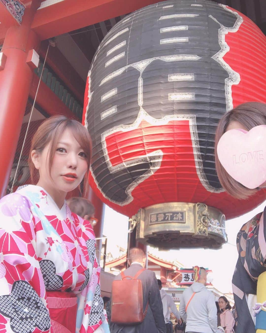 藤崎里菜さんのインスタグラム写真 - (藤崎里菜Instagram)「#浅草 #asakusa #着物 #kimono #雷門 #浅草寺 #浅草苺座 #いちごのスムージー #いちごみるくポタージュ #大黒屋天婦羅 #天丼 #浅草グルメ #japanese #japanesegirl #japanesetraditional  #traditionalware  #女子旅 #女子会 #着物コーデ」11月10日 18時05分 - rina_fujisaki