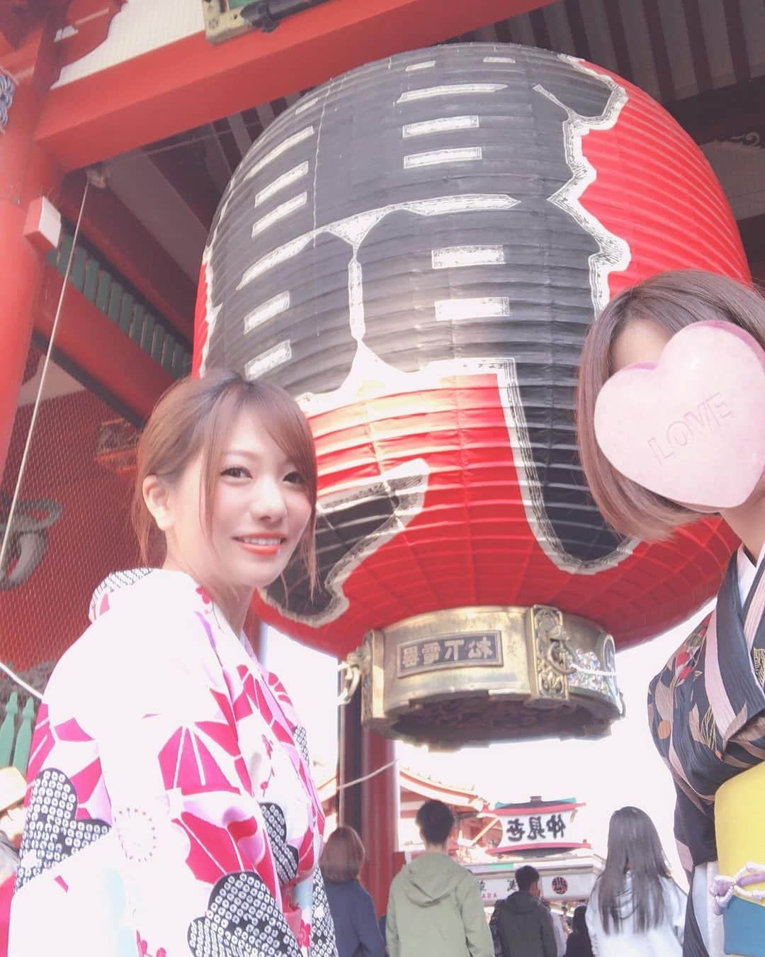 藤崎里菜さんのインスタグラム写真 - (藤崎里菜Instagram)「#浅草 #asakusa #着物 #kimono #雷門 #浅草寺 #浅草苺座 #いちごのスムージー #いちごみるくポタージュ #大黒屋天婦羅 #天丼 #浅草グルメ #japanese #japanesegirl #japanesetraditional  #traditionalware  #女子旅 #女子会 #着物コーデ」11月10日 18時05分 - rina_fujisaki