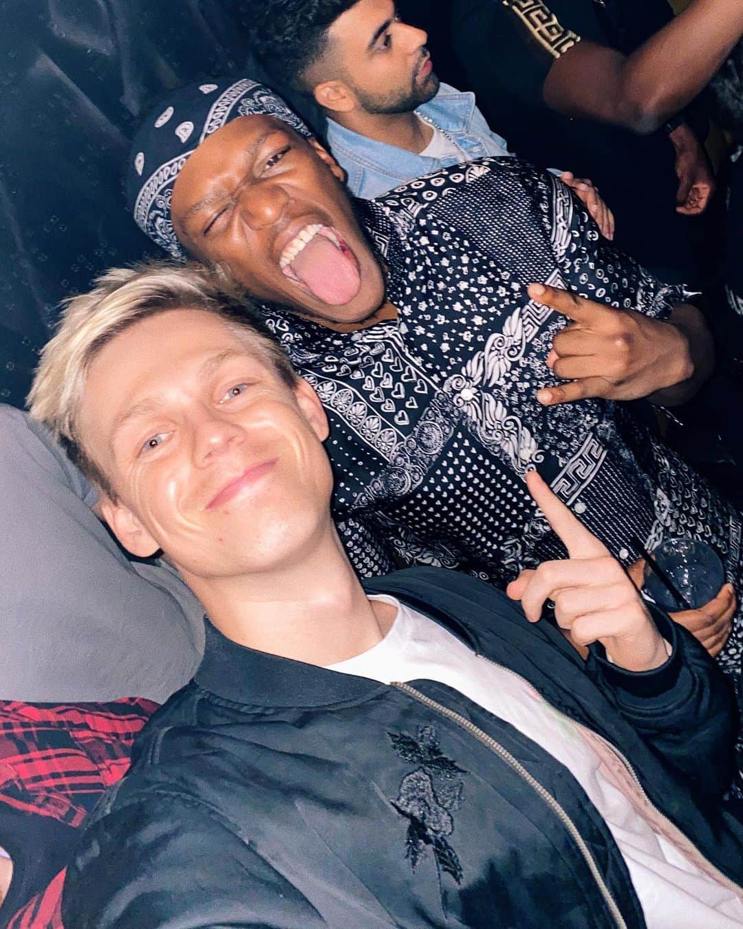 のインスタグラム：「What an incredible night! 🙌 dunCAN」