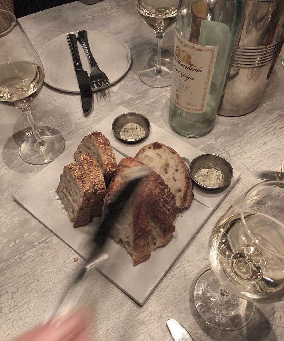 JUNNAのインスタグラム：「🥖🥐🍞🥯 #only」