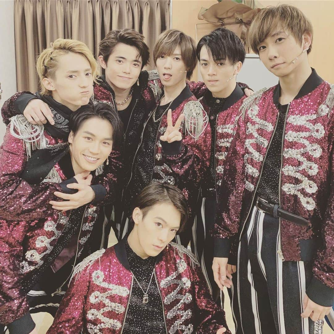 Travis Japan（トラジャ）さんのインスタグラム写真 - (Travis Japan（トラジャ）Instagram)「Our last show in Tokyo before our headlining production goes Japan-wide!! Full send when we’re on stage 🔥  Please continue supporting us 😍😍😍😍 😍😍😍 #Johnnys #TravisJapan #KaitoMiyachika #KaitoNakamura #RyuyaShimekake #NoelKawashima #ShizuyaYoshizawa #GentaMatsuda #KaitoMatsukura  #Torajya #Ninjapan」11月10日 18時52分 - travis_japan_official