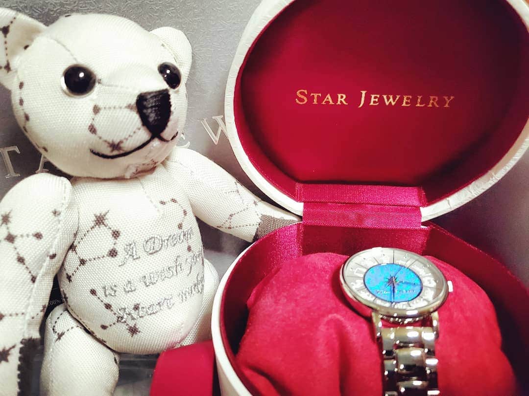 佐々木優佳里さんのインスタグラム写真 - (佐々木優佳里Instagram)「新しく買った腕時計。 STAR JEWELRYのデザイン大好き！  #starjewelry #腕時計 #星座」11月10日 19時06分 - yuka_mocha_roll