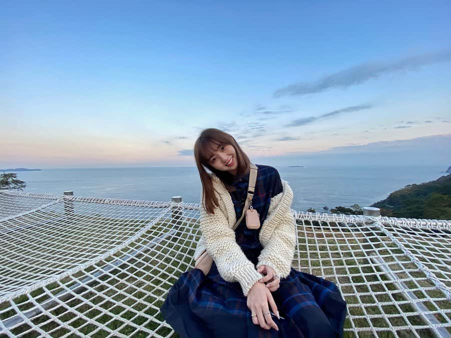 江野沢愛美さんのインスタグラム写真 - (江野沢愛美Instagram)「#atami  #アカオハーブアンドローズガーデン  すっごく好きなところだった！ 15時半くらいに行くのオススメ。 オフ写真たくさん撮ったのでちょこちょこ載せますね〜」11月10日 19時06分 - enosawa_manami