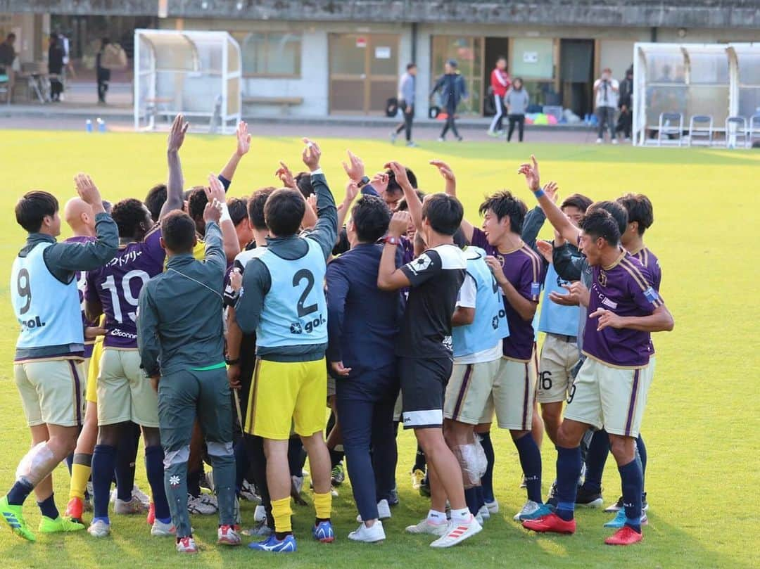 内田錬平さんのインスタグラム写真 - (内田錬平Instagram)「地域CL 予選ラウンド⚽️ 第3戦　vs 高知ユナイテッドSC 2-0 win‼️ 応援ありがとうございました！！！ 3連勝でグループリーグ突破決めました！次はいよいよ決勝ラウンド(福島Jヴィレッジ)です！！！ 最高の準備します💪🔥 #おこしやす京都AC #地域CL #高知ラウンド #この遠征での高知の人達の優しさに感謝 #vamos」11月10日 19時14分 - renpiiiii