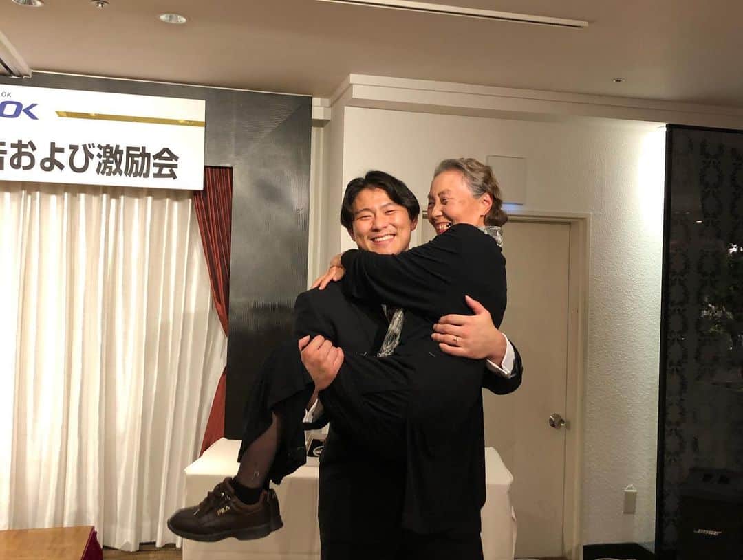 向翔一郎さんのインスタグラム写真 - (向翔一郎Instagram)「これが出来のいい息子を産んだ人たちです❤️ #family」11月10日 20時48分 - shoichiro_mukai