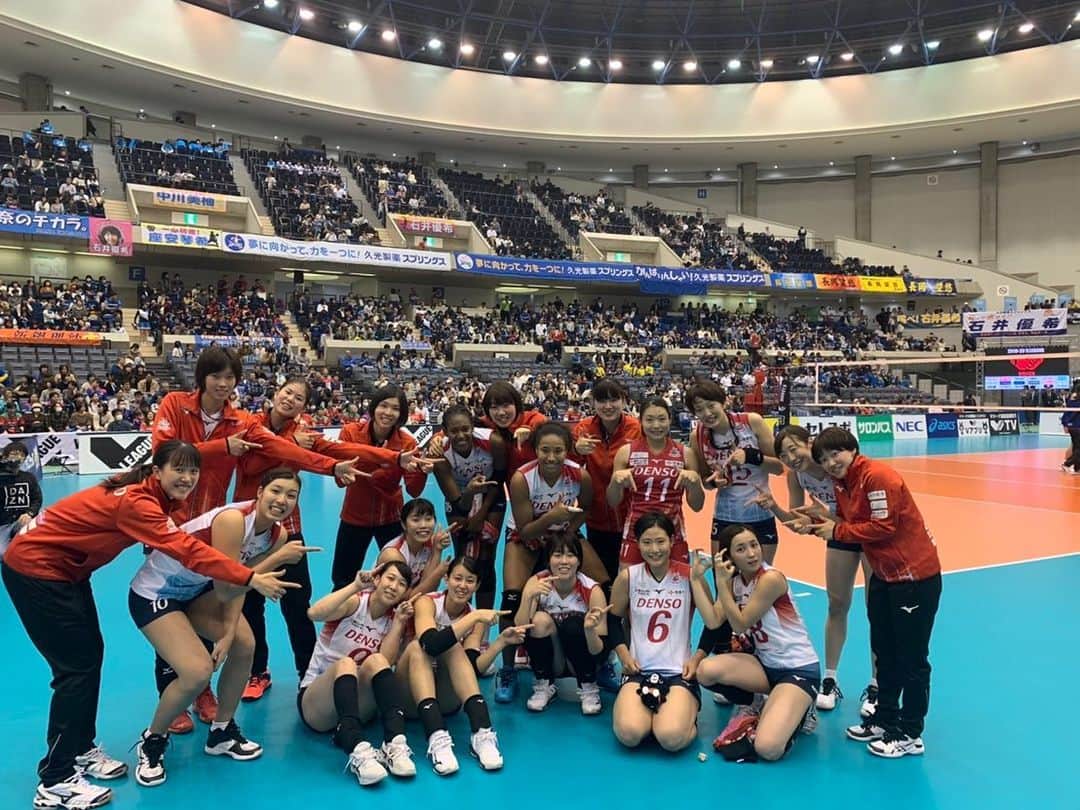 田原愛里さんのインスタグラム写真 - (田原愛里Instagram)「神戸大会 沢山のご声援ありがとうございました🤝🤝 #vリーグ  #デンソーエアリービーズ」11月10日 20時45分 - tahara_airi_0719