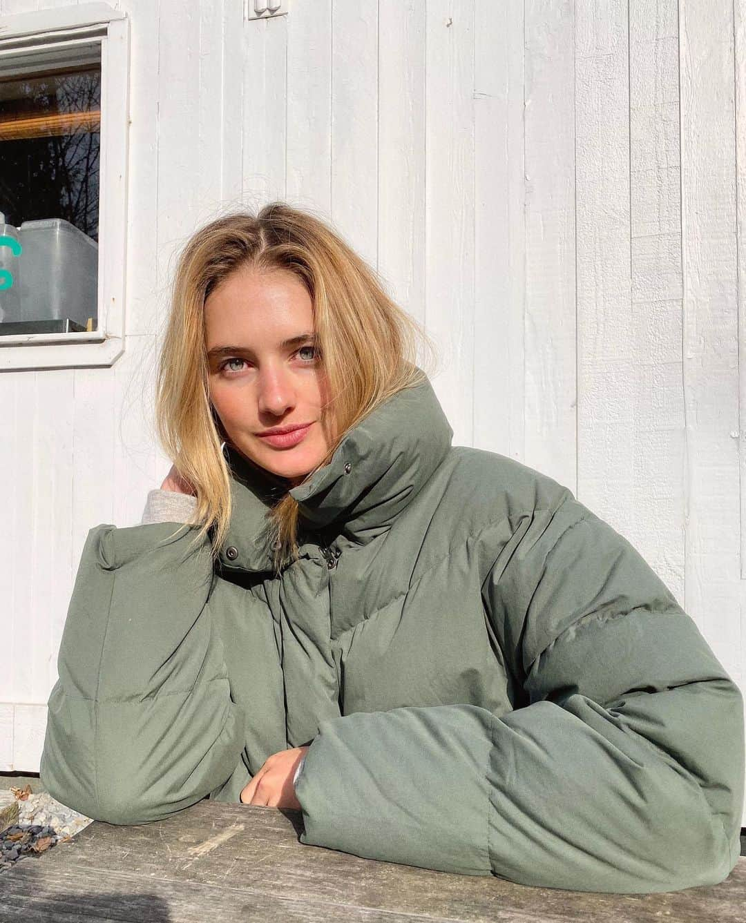 サンヌ・ヴロートさんのインスタグラム写真 - (サンヌ・ヴロートInstagram)「Coffee or Matcha? 🥰」11月11日 0時05分 - sannevloet