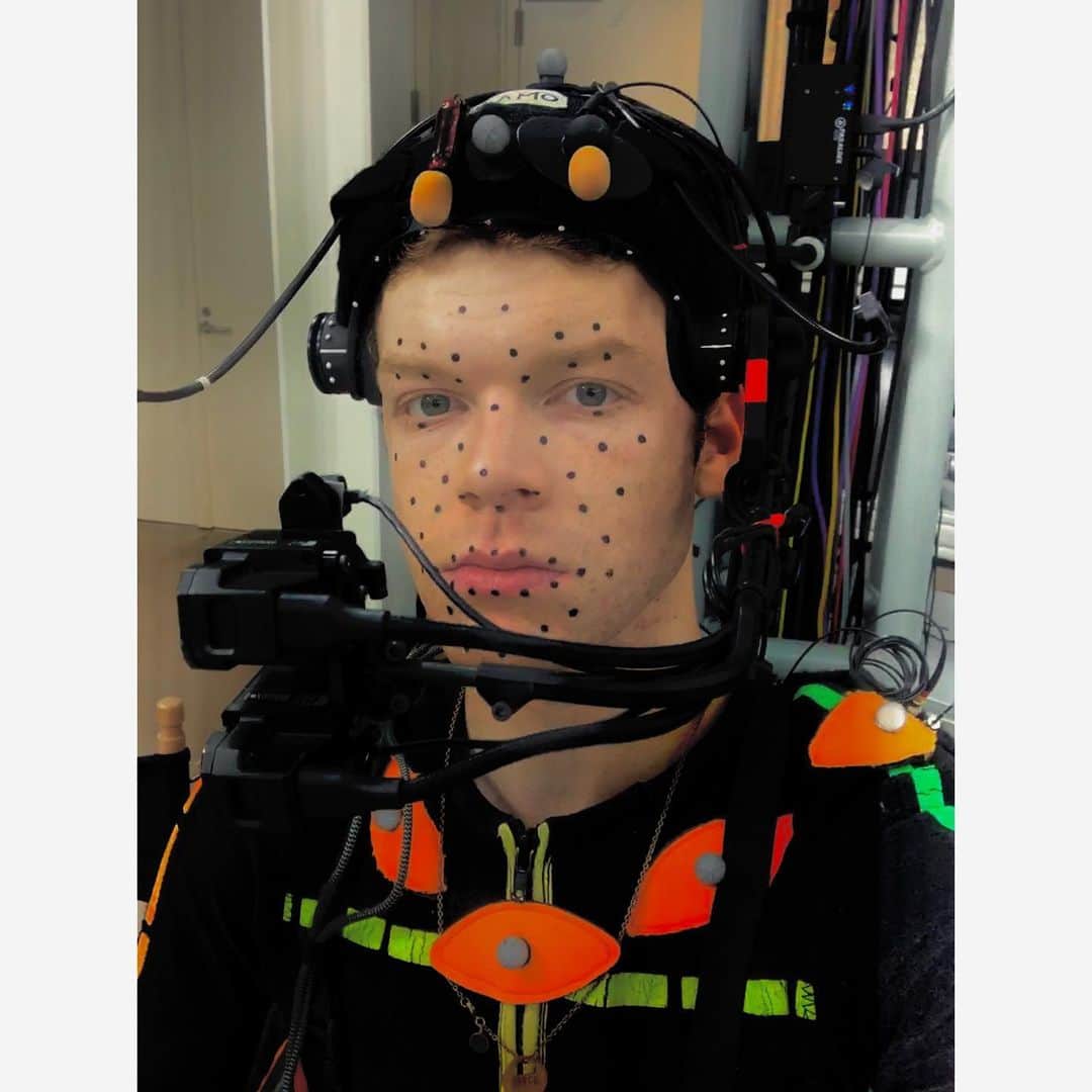 キャメロン・モナガンさんのインスタグラム写真 - (キャメロン・モナガンInstagram)「Less than one week until Star Wars Jedi Fallen Order! Here’s some various behind the scenes stuff to celebrate the release. #jedifallenorder」11月11日 2時39分 - cameronmonaghan
