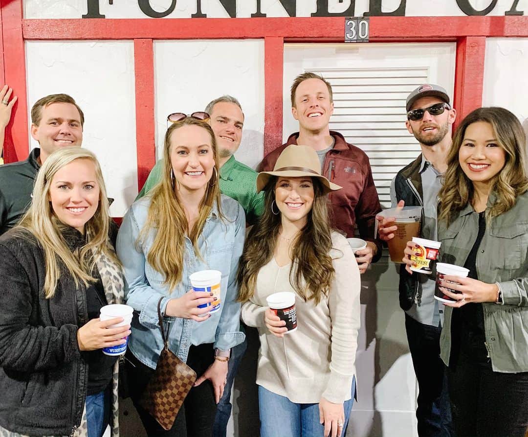 カーリー・パターソンのインスタグラム：「Successful parents weekend away❣️」