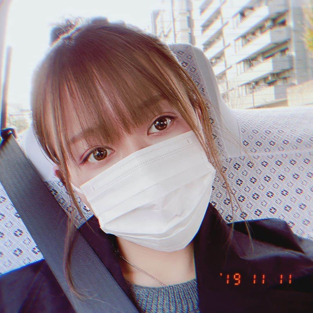 歩乃華（ほのらん）のインスタグラム：「今日の服と顔▶︎▶︎友達と珍しくランチにいってきた！」