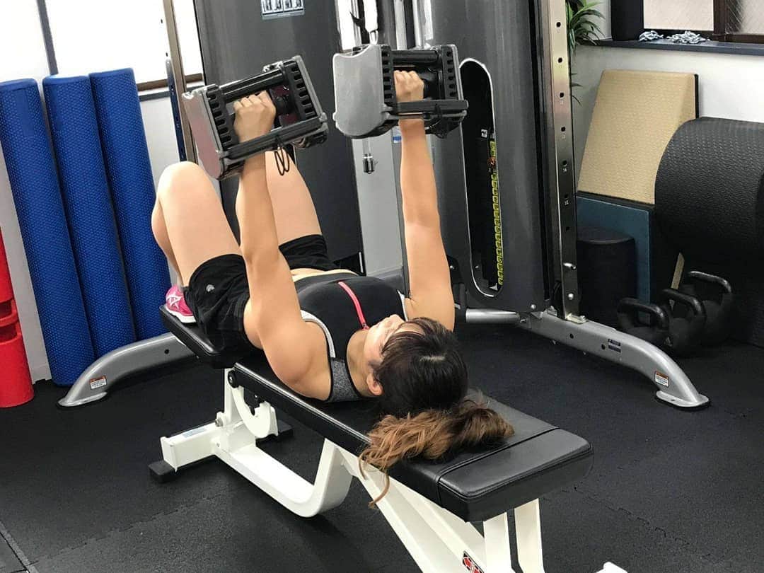 才木玲佳さんのインスタグラム写真 - (才木玲佳Instagram)「#workout #muscle #musclegirl #muscleidol」11月11日 16時31分 - saikireika