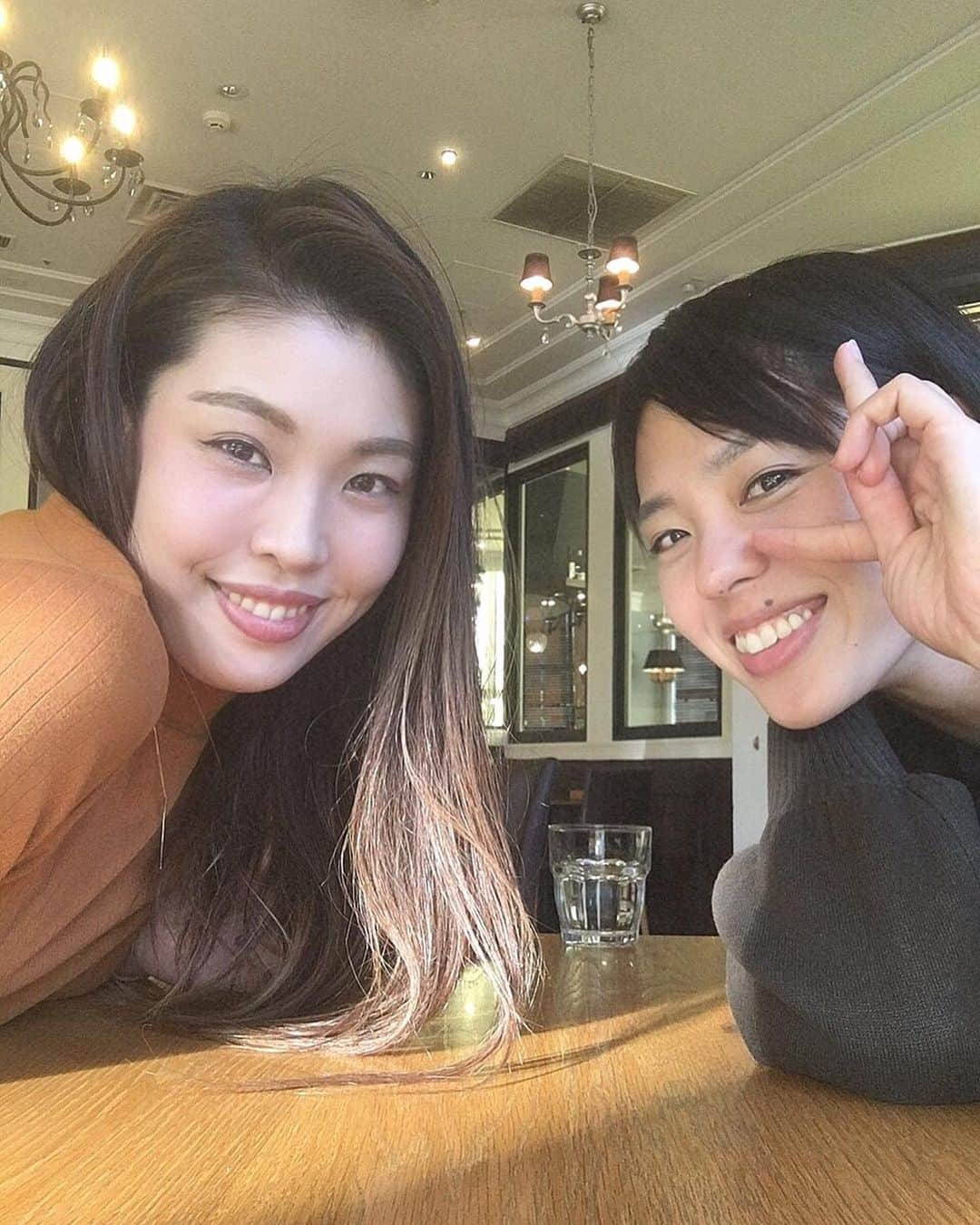 迫田さおりさんのインスタグラム写真 - (迫田さおりInstagram)「・ まりお‼︎ ・ 写真、苦手だけど、それでもマリは撮ってくる…。撮ってくれる…だね😂笑 ありがとう♪ また会いたい♪ ・ 「そろそろ私外に出よう‼︎」 っと思いはじめた。 外に連れ出してくれる方いましたら連絡下さい🙇‍♀️笑 ・ #東レアローズ」11月11日 8時41分 - saori.rio