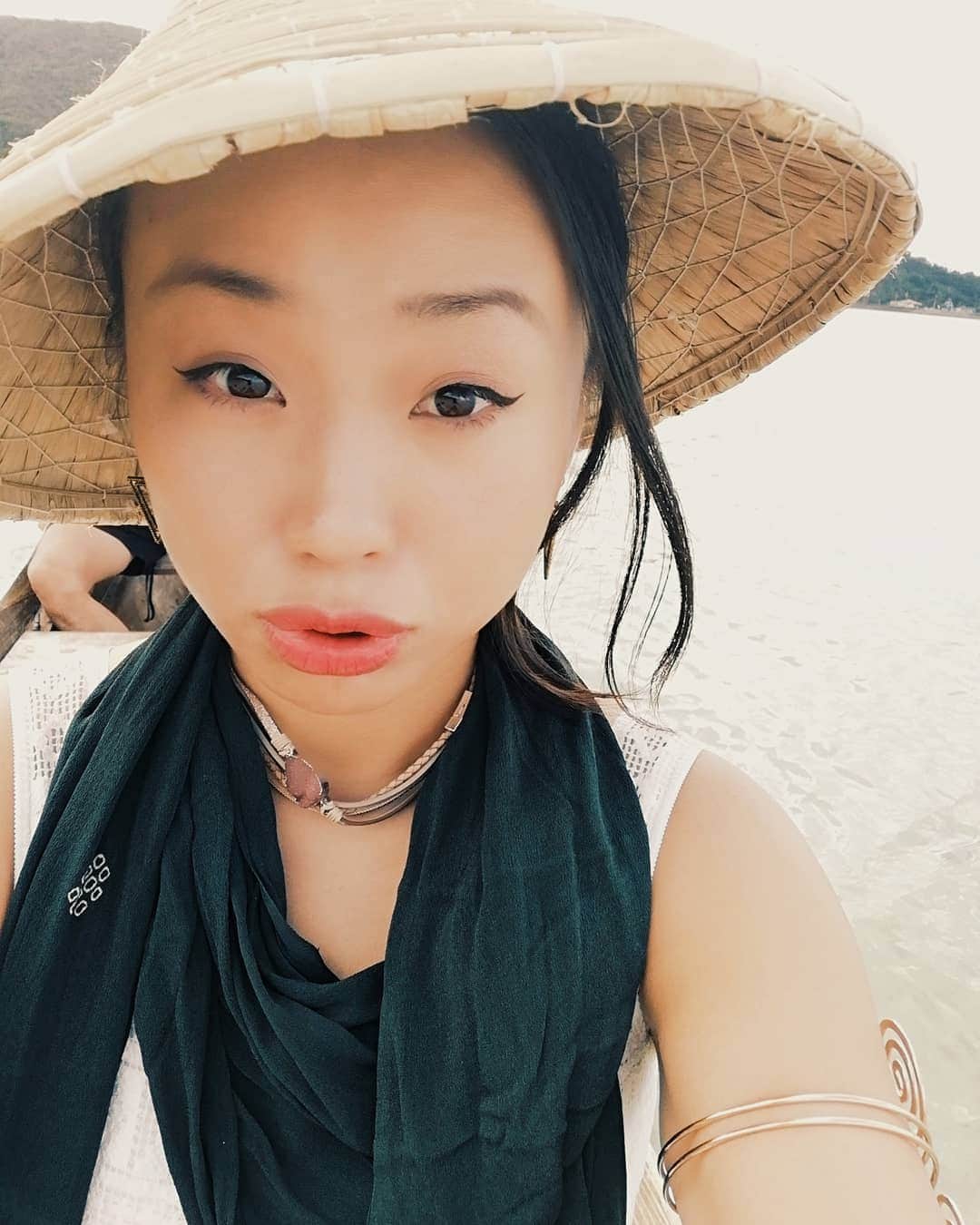 COMA-CHIのインスタグラム：「#JAPAN  クバ笠女子。  #西表島 #okinawa #八重山 #縄文バイブス」