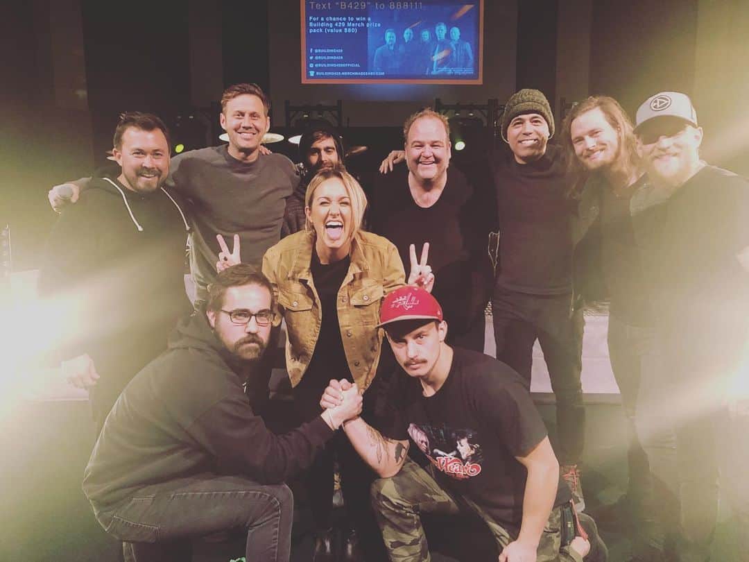 ブリット・ニコルのインスタグラム：「It’s been a good month!!! Thank you to @building429official , @premierproductions, the crew, our sweet bus driver, all the churches and promoters who brought us in, and all our friends who came to see us.... we are thankful and honored to share Jesus everywhere we go!!!!! #fearnomoretour」