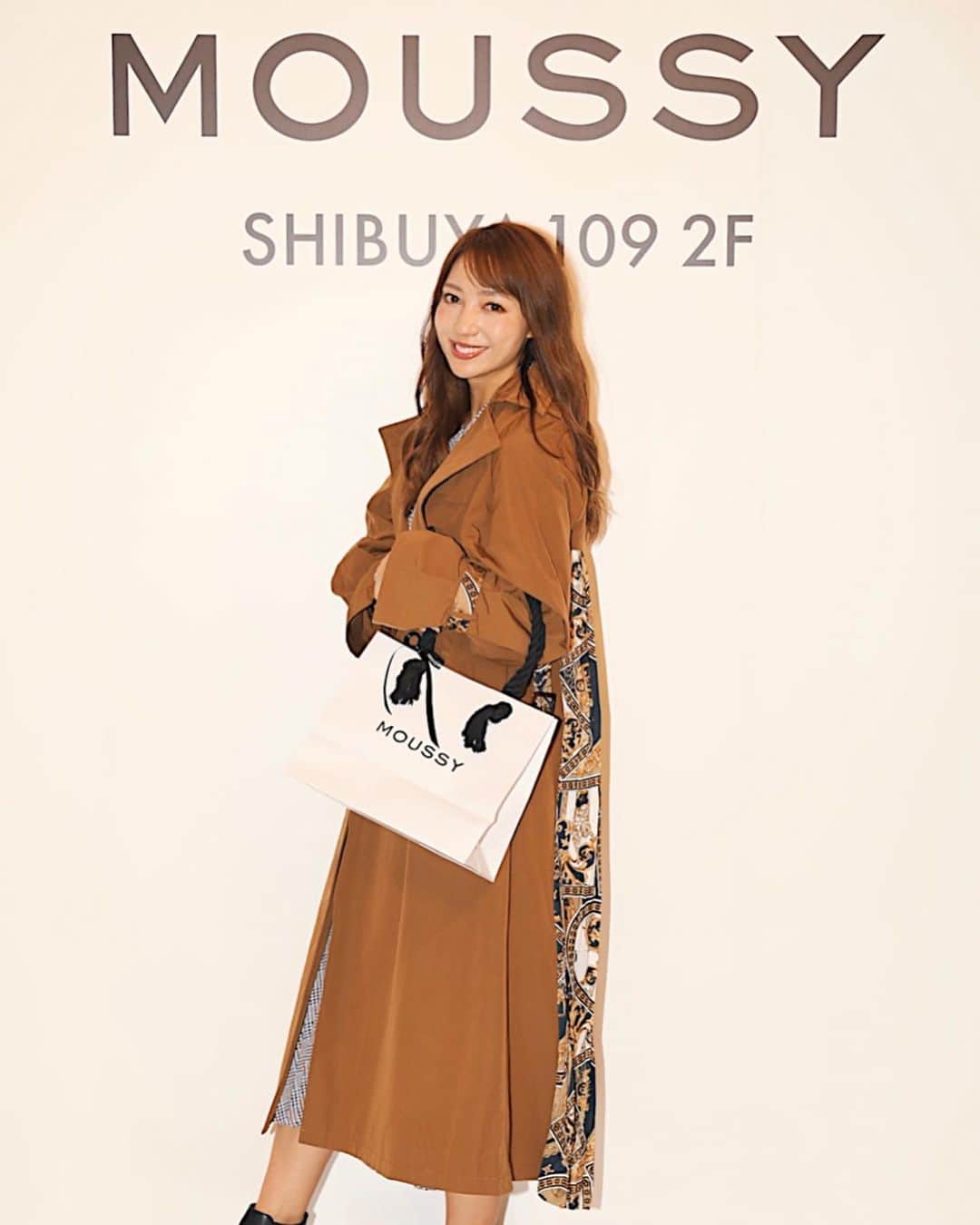 唯可（yuika）さんのインスタグラム写真 - (唯可（yuika）Instagram)「shibuya109 の  @moussyofficial が﻿ リニューアルオープンしたよ☺︎﻿ お洋服めっちゃ可愛かった♡﻿ ﻿ ﻿ ﻿ ﻿ ﻿ ﻿ ﻿ ﻿ ﻿ ﻿ ﻿ ﻿ ﻿ ﻿ #MOUSSY_PR #MOUSSY #fashion ﻿ ﻿ ﻿」11月11日 11時09分 - yu.i.k.a