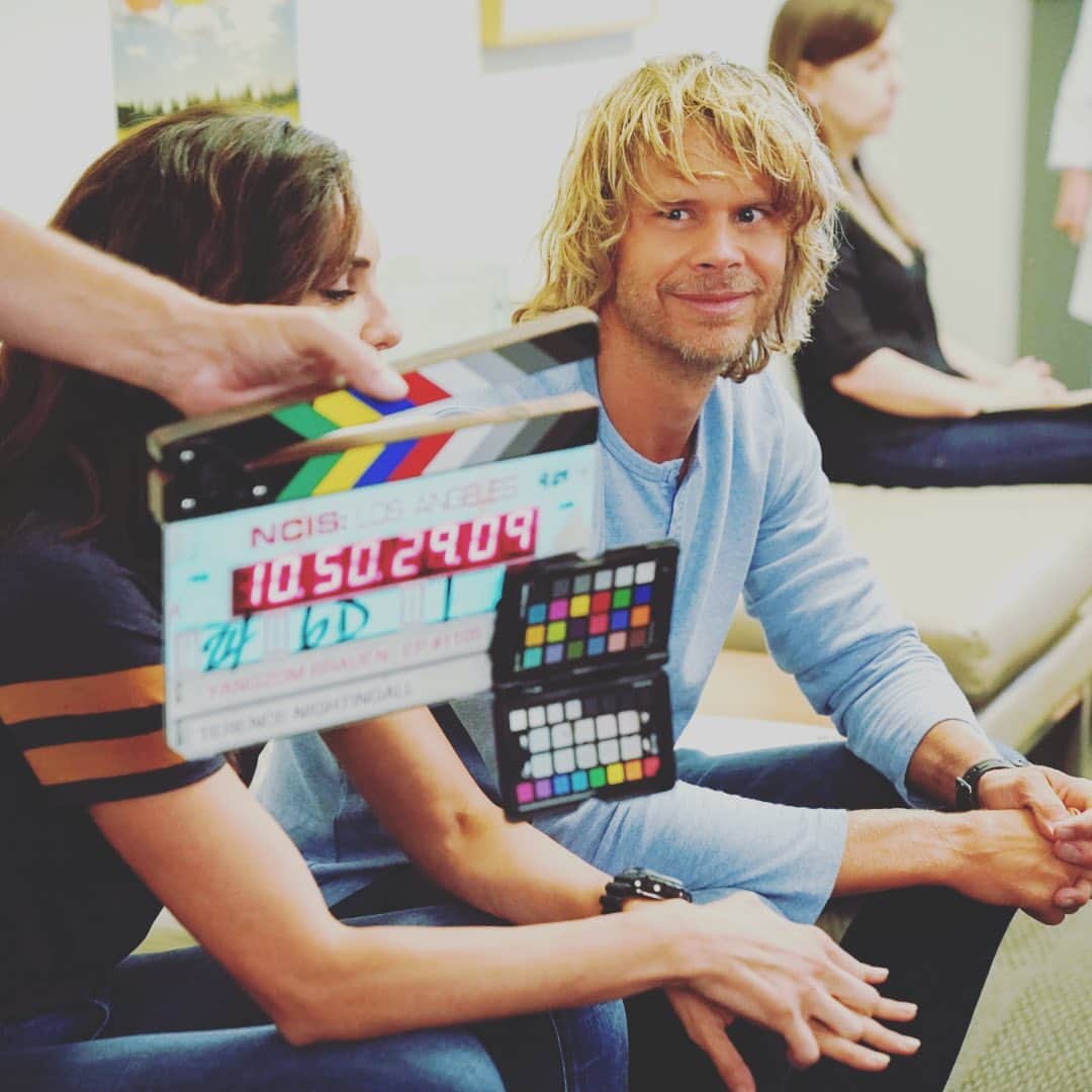 NCIS:LA 〜極秘潜入捜査班のインスタグラム：「Drop your favorite smile emoji if you are watching #NCISLA!!!」