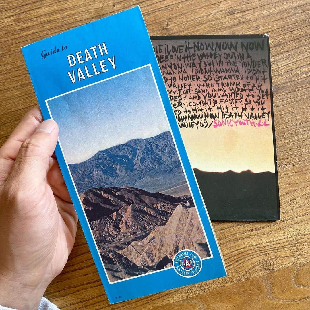 山田稔明さんのインスタグラム写真 - (山田稔明Instagram)「いつでもおれの心震わせる歌「Death Valley '69」。 #朝一番に聴くレコード」11月11日 12時03分 - toshiakiyamada