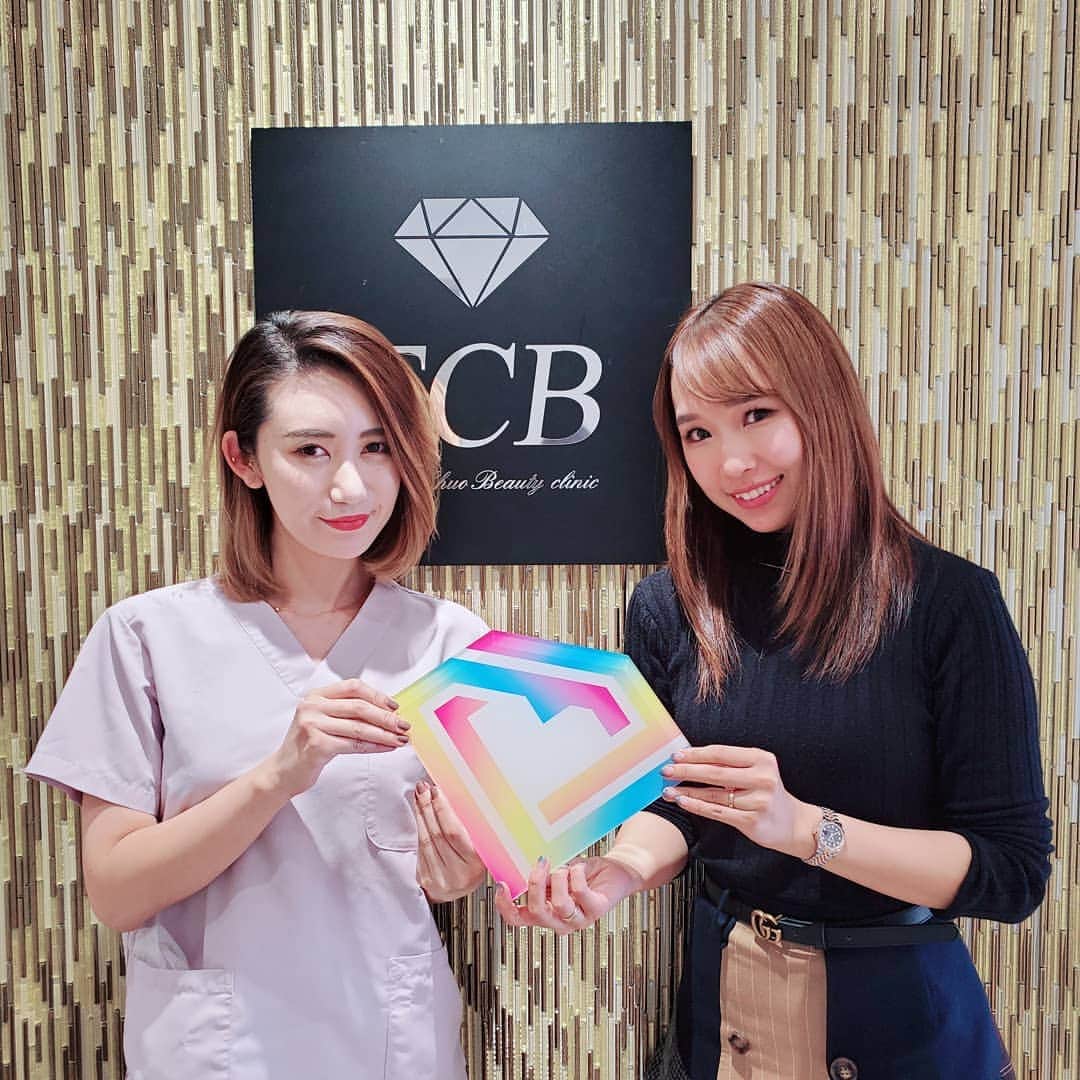 佐藤夏希のインスタグラム：「今日は東京中央美容外科新宿院に行ってきましたー💓  あぁ… もう。。塩満先生 @tcb_shiomitsu 綺麗すぎて可愛すぎて直視できなかった😭💓笑 私大ファンに…←💓 * * * こんなキレイな先生がいるクリニック すごい！♡ * * *  私は TCB式小顔美肌再生 をうけてきましたよ💓 １週間後また載せますね☺️💞 たのしみだなぁ💓 * * * * * #リフトアップならTCB東京中央美容外科 #美容整形ならTCB東京中央美容外科 #東京中央美容外科 #美容外科#新宿#東京中央美容外科新宿院#塩満恵子#TCB式小顔美肌再生#リフトアップ#PR @tcbshinjuku」