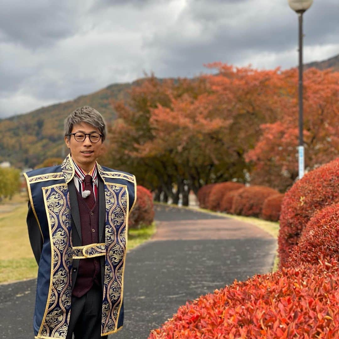 田村淳のインスタグラム：「紅葉がはじまりましたねin長野県  #やしろツアーズ」