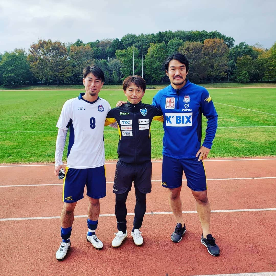 福田俊介のインスタグラム：「練習試合で浩二さんに会いました。 2014年のB級ライセンス講習では大変お世話になりました。 引退するのはさみしいですが、これからも応援しています。 そして、今更ですが公式で始めたみたいなのでフォローお願いします。 #栃木sc #廣瀬浩二 #B級ライセンス仲間 #ザスパクサツ群馬  #窪田良 #福田俊介」