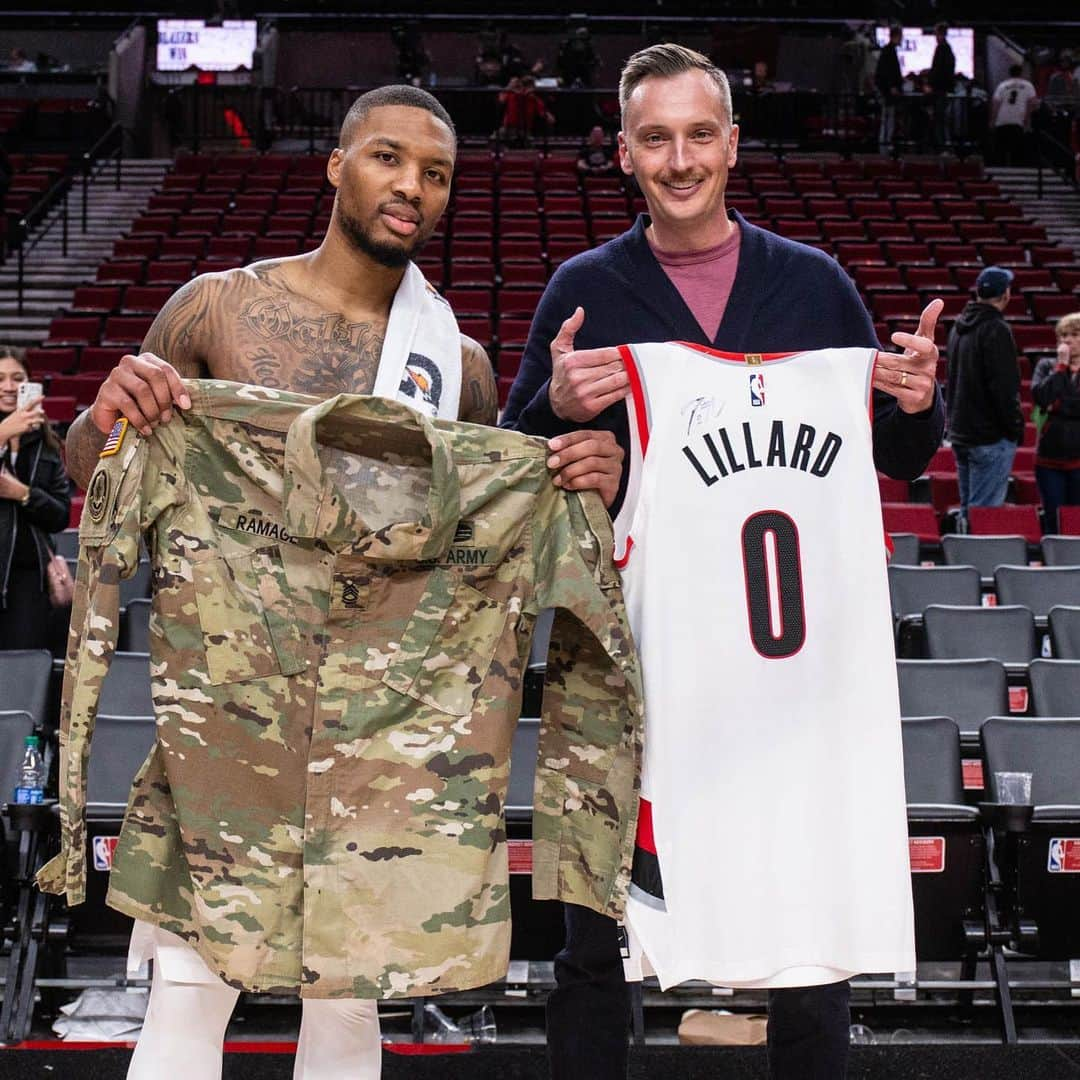 デイミアン・リラードさんのインスタグラム写真 - (デイミアン・リラードInstagram)「Feels good to get back on the winning side ! #RipCitizen」11月11日 15時30分 - damianlillard