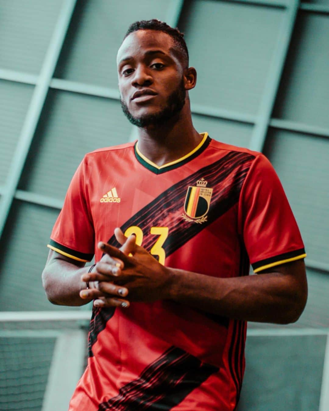 adidas Footballさんのインスタグラム写真 - (adidas FootballInstagram)「Unite in play. Introducing the official @euro2020 Home jerseys for: 🇩🇪 @dfb_team 🇪🇸 @sefutbol 🇧🇪 @belgianreddevils 🇸🇪 @swemnt 🇷🇺 @teamrussia Exclusively available now through adidas and official federation stores.  #Football #Soccer #adidasFootball」11月11日 17時59分 - adidasfootball