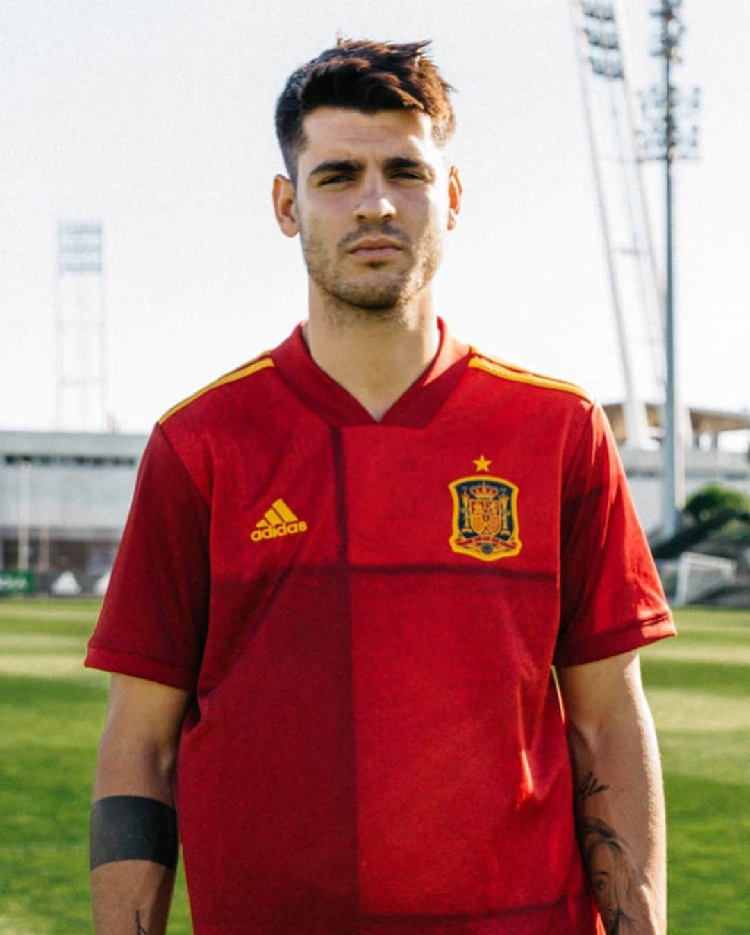 adidas Footballさんのインスタグラム写真 - (adidas FootballInstagram)「Unite in play. Introducing the official @euro2020 Home jerseys for: 🇩🇪 @dfb_team 🇪🇸 @sefutbol 🇧🇪 @belgianreddevils 🇸🇪 @swemnt 🇷🇺 @teamrussia Exclusively available now through adidas and official federation stores.  #Football #Soccer #adidasFootball」11月11日 17時59分 - adidasfootball