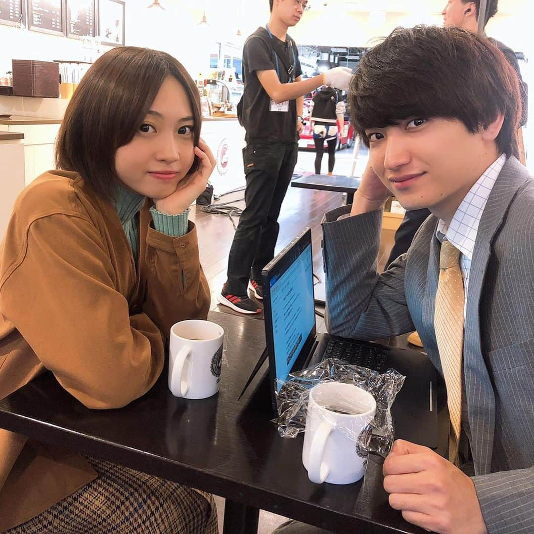 チート〜詐欺師の皆さん、ご注意ください〜【公式】さんのインスタグラム写真 - (チート〜詐欺師の皆さん、ご注意ください〜【公式】Instagram)「次回、 カモちゃんにまさかの恋の予感…💓⁉️ #木﨑ゆりあ さんが、占い詐欺の被害者として出演します🐥✨ 占いを信じる者同士、絆を深めていくのでしょうか⁉️ #チート  #金子大地 #恋の予感？ #木夜よる11時59分」11月11日 18時11分 - cheat_drama