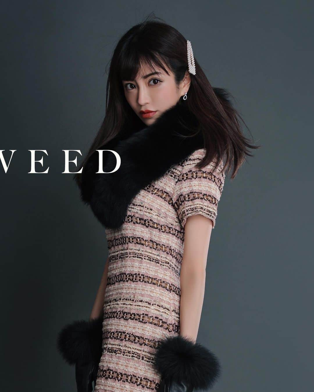 emiriawizさんのインスタグラム写真 - (emiriawizInstagram)「. . MALHIAKENT Tweed Collection . マリアケントツイードショートスリーブワンピース ¥54,800+tax Color:PI Size:S/M . 11/12(Tue) 12:00〜On Sale . . フランスの高級生地メーカー、マリアケント社のツイードを使用したワンピースです🇫🇷 . 品のあるピンクを基調とし、華やかなラメがアクセントになったEmiriaWizオリジナルツイードは、身に纏うだけで女性らしさを高めてくれます💄 . . #EmiriaWiz #shinjuku #shop #kawaii #elegant #onepiece #malhiakent #tweed #エミリアウィズ #新宿 #可愛い #大人可愛い #エレガント #いつも可愛く #愛沢えみり #マリアケント #マリアケントツイード #ワンピース #ツイードワンピース」11月11日 19時09分 - emiriawiz_official