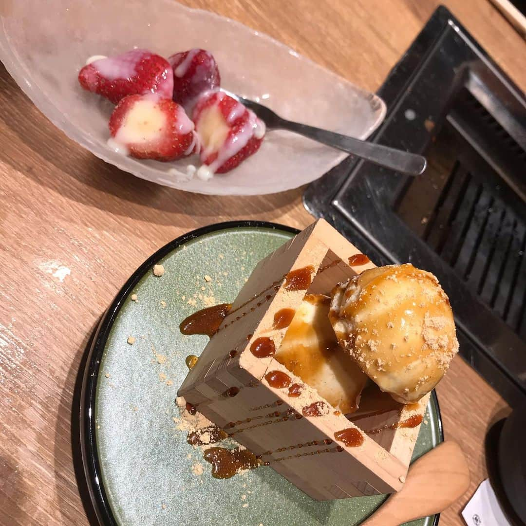 佐々木みえさんのインスタグラム写真 - (佐々木みえInstagram)「焼肉 浦江亭梅田店  @uraetei_umeda  に行ってきましたー  キムチ、ナムル、盛り合わせ 上塩タン 四種の味から選べるハラミ 和牛の盛り合わせ デザート  食べたよー  美味しかった（＾ω＾） #大阪焼肉 #大阪グルメ #梅田グルメ #浦江亭 #梅田焼肉 #東通り #pr #コラボベース #肉 #やっぱりお肉が好き #instafood #delicious #美味しい #happy #yummy #love #instagood」11月11日 19時26分 - ruby.sasamin