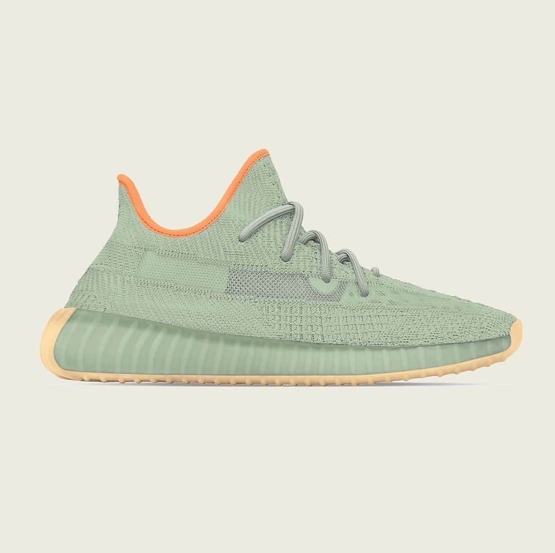 HYPEBEASTさんのインスタグラム写真 - (HYPEBEASTInstagram)「@hypebeastkicks: The @adidas YEEZY BOOST 350 V2 is set to receive a “Desert Sage” makeover. The upcoming iteration takes on a tonal sage green Primeknit upper accented by a contrasting orange sockliner, a transparent mesh stripe and matching weaved laces. It’s rumored to release sometime in early 2020 for $220.⁠ Photo: @yeezymafia⁠」11月11日 19時40分 - hypebeast