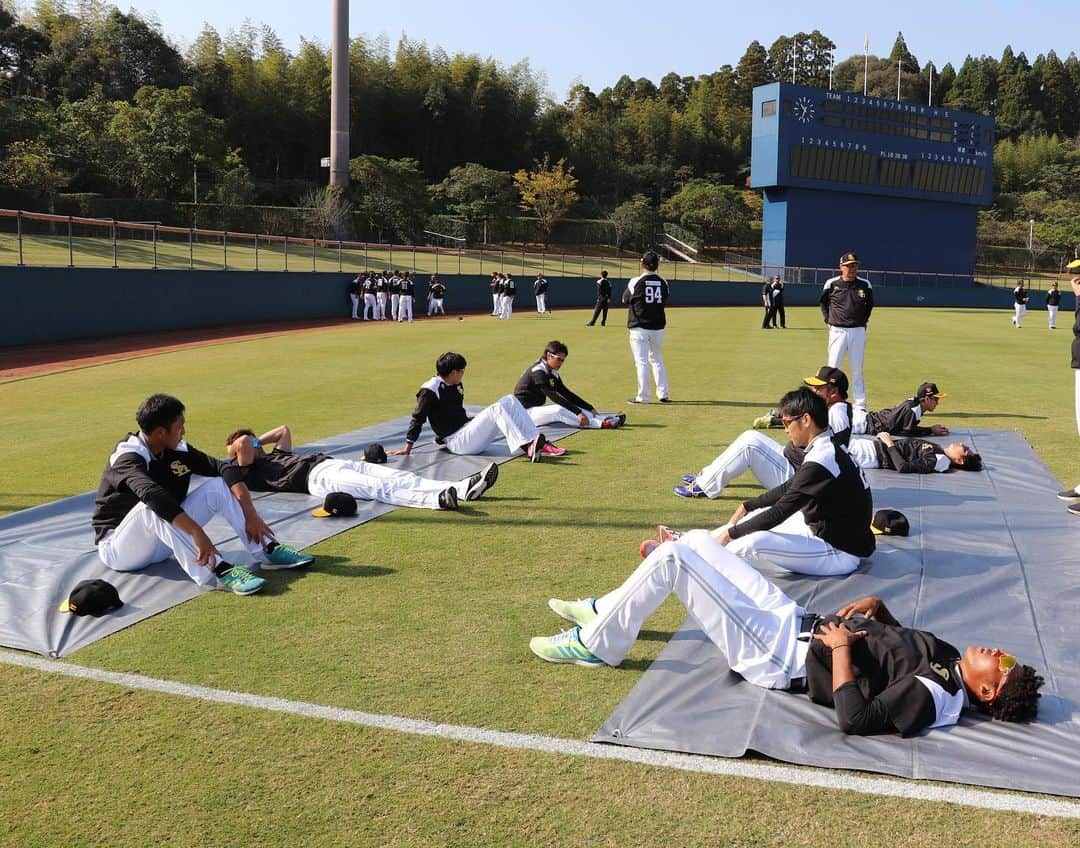 福岡ソフトバンクホークスさんのインスタグラム写真 - (福岡ソフトバンクホークスInstagram)「#宮崎秋季キャンプ2019 #第3クール2日目 #softbankhawks #ホークス #奪sh」11月11日 19時38分 - softbankhawks_official