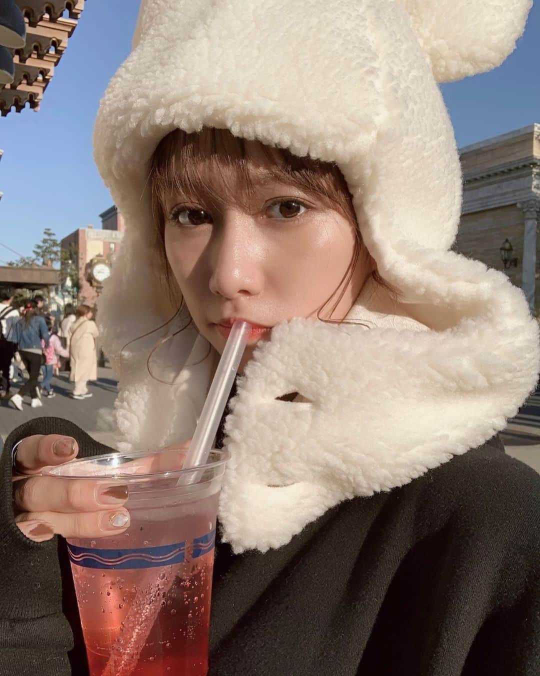 古泉千里さんのインスタグラム写真 - (古泉千里Instagram)「Disney Sea 🐭🏰🎪 可愛いタピオカドリンク飲んだら お酒だった。凄い。びっくり。 美味しかった🧸❤️ . . #disney #disneysea #tokyodisneyresort」11月11日 19時51分 - chisamipo1030