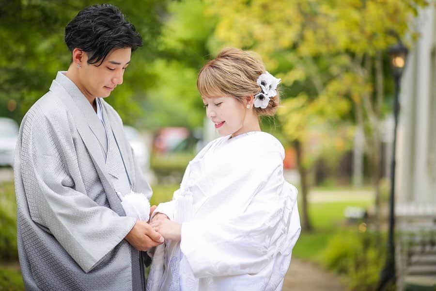 ララシャンス迎賓館　大分さんのインスタグラム写真 - (ララシャンス迎賓館　大分Instagram)「. 和装前撮り＊. . . “てんりこ“の愛称でSNSで人気を集めている天翔さん、璃子さんカップルも先日ララシャンスで結婚式を挙げられました☺︎✨ Happy Wedding! #てんりこ . . ----------------------. . . ＼Instagramでお得な特典／ . コメント欄に詳細記載！. 要チェック🙋‍♂️✨. ↓↓↓↓↓↓↓」11月11日 19時56分 - lalachance_oita