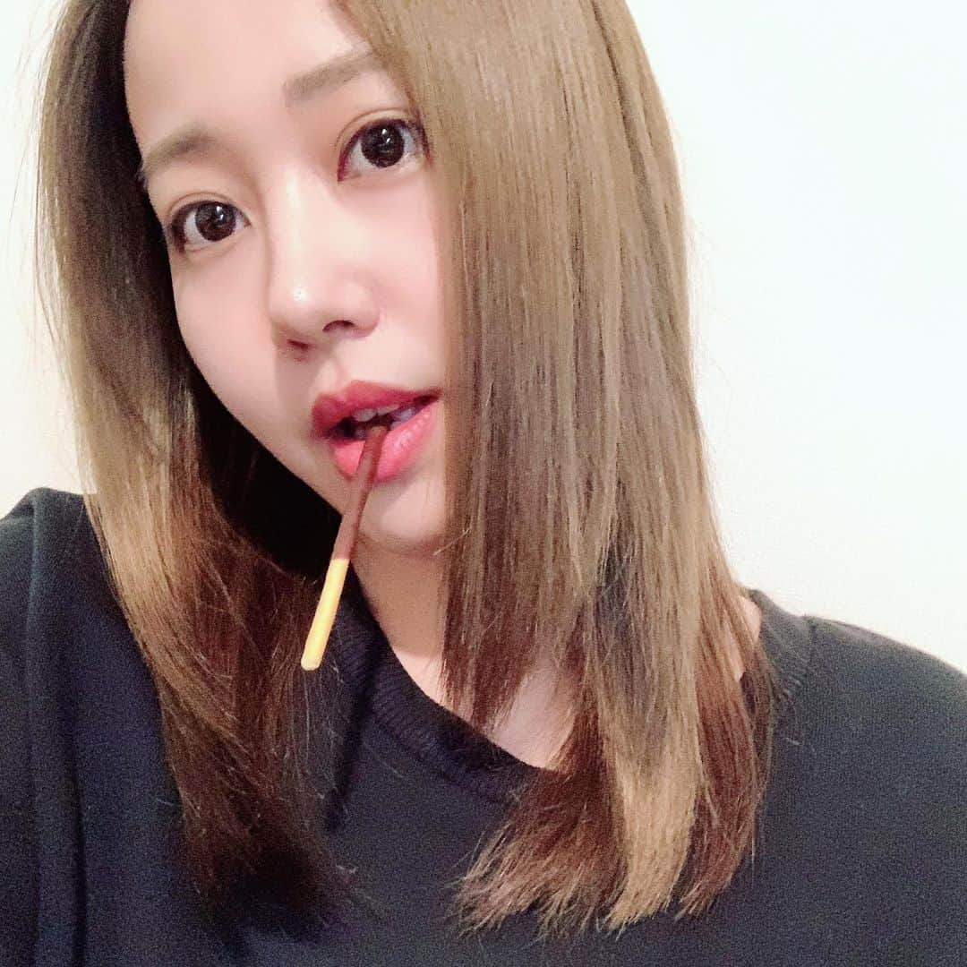 門脇佳奈子さんのインスタグラム写真 - (門脇佳奈子Instagram)「⭐️ #ポッキーの日 * * ポッキーとは全く関係のないYouTubeあげたのでみてねー☺️⭐️ https://youtu.be/rwpbPU9GIiw」11月11日 20時02分 - kanakoofficial