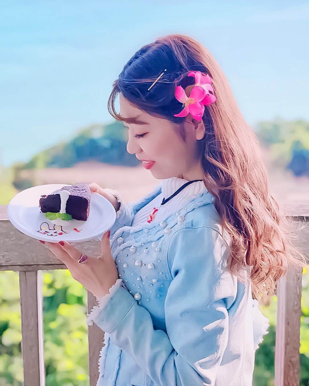 高橋里彩子のグルメインスタ