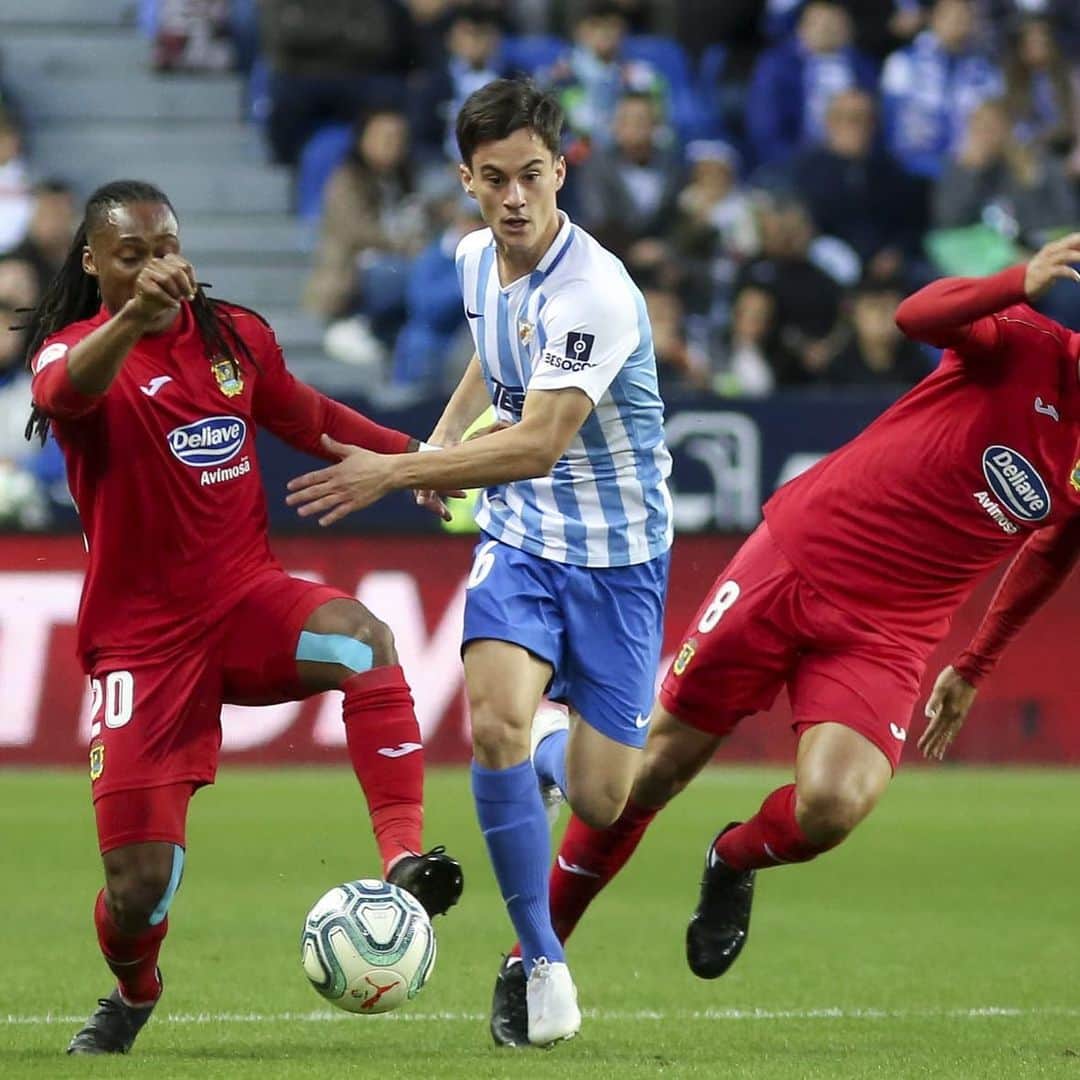 フアン・パブロ・アニョル・アコスタのインスタグラム：「Seguimos! 💪🏻⚽️🔵」