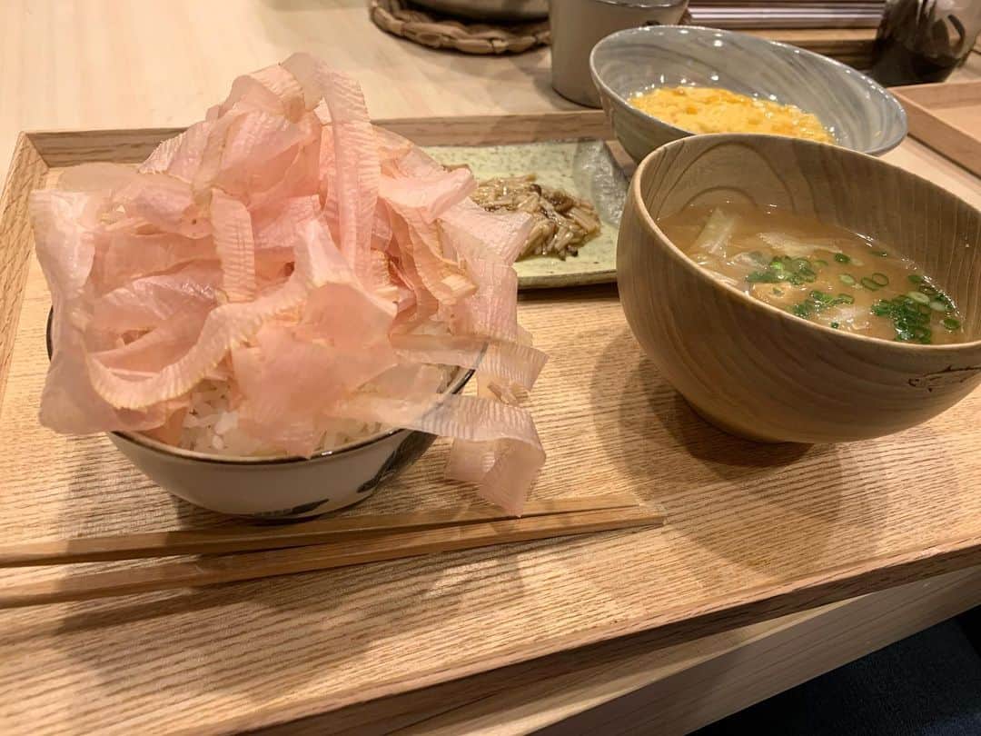 松元克央さんのインスタグラム写真 - (松元克央Instagram)「: かつお食堂に行ってきました。 : : とても美味しく、鰹の話も聞けて楽しかったです😊 : : #かつお食堂」11月11日 20時48分 - katsuhiro.matsumoto77