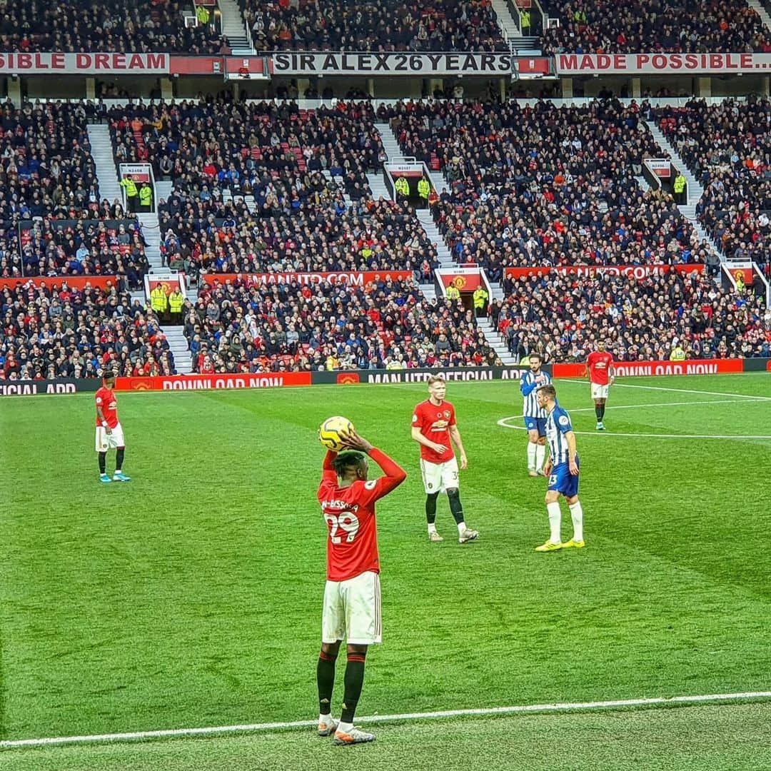 マンチェスター・ユナイテッドさんのインスタグラム写真 - (マンチェスター・ユナイテッドInstagram)「Views from the Sir Bobby Charlton Stand 🏟 #MUFC 📸: @AndrewCWall」11月11日 21時08分 - manchesterunited