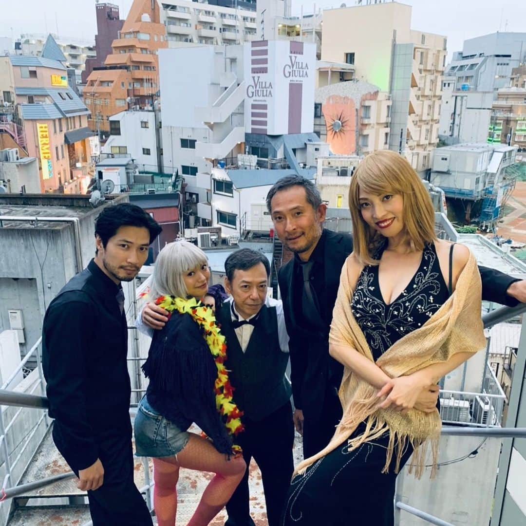 板尾創路のインスタグラム：「過去に渋谷に こんな半グレ 集団がいたとか… #ザ・バンビショー」