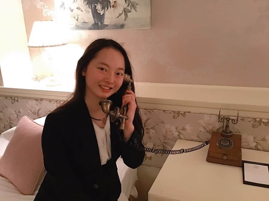 大庭雅のインスタグラム：「📞🏰🎀 ・ #大庭雅 #openingceremony #東海東京FH 2019.11.01」