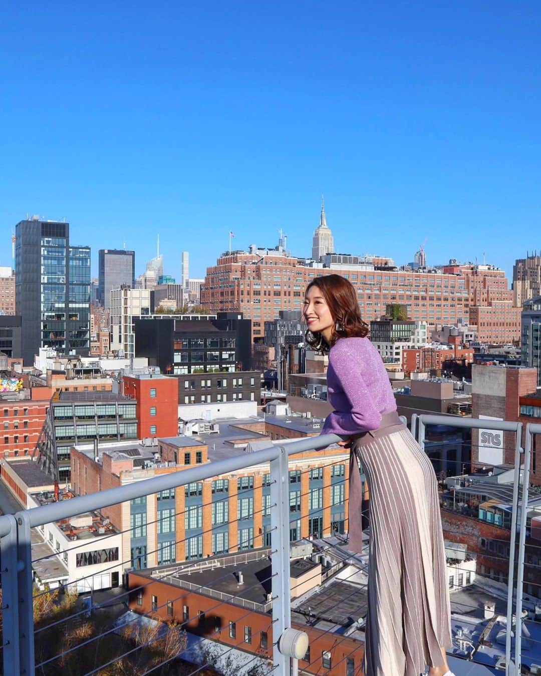 のインスタグラム：「Whitney Museum🎨 ㅤㅤㅤㅤㅤㅤㅤㅤㅤㅤㅤㅤㅤ チェルシーマーケットとハイラインに行ったあと、 ホイットニー美術館へ👩‍🎨 ㅤㅤㅤㅤㅤㅤㅤㅤㅤㅤㅤㅤㅤ #whitneymuseum #ny#nyc#newyork #ニューヨーク#ホイットニー美術館 #タビジョ」